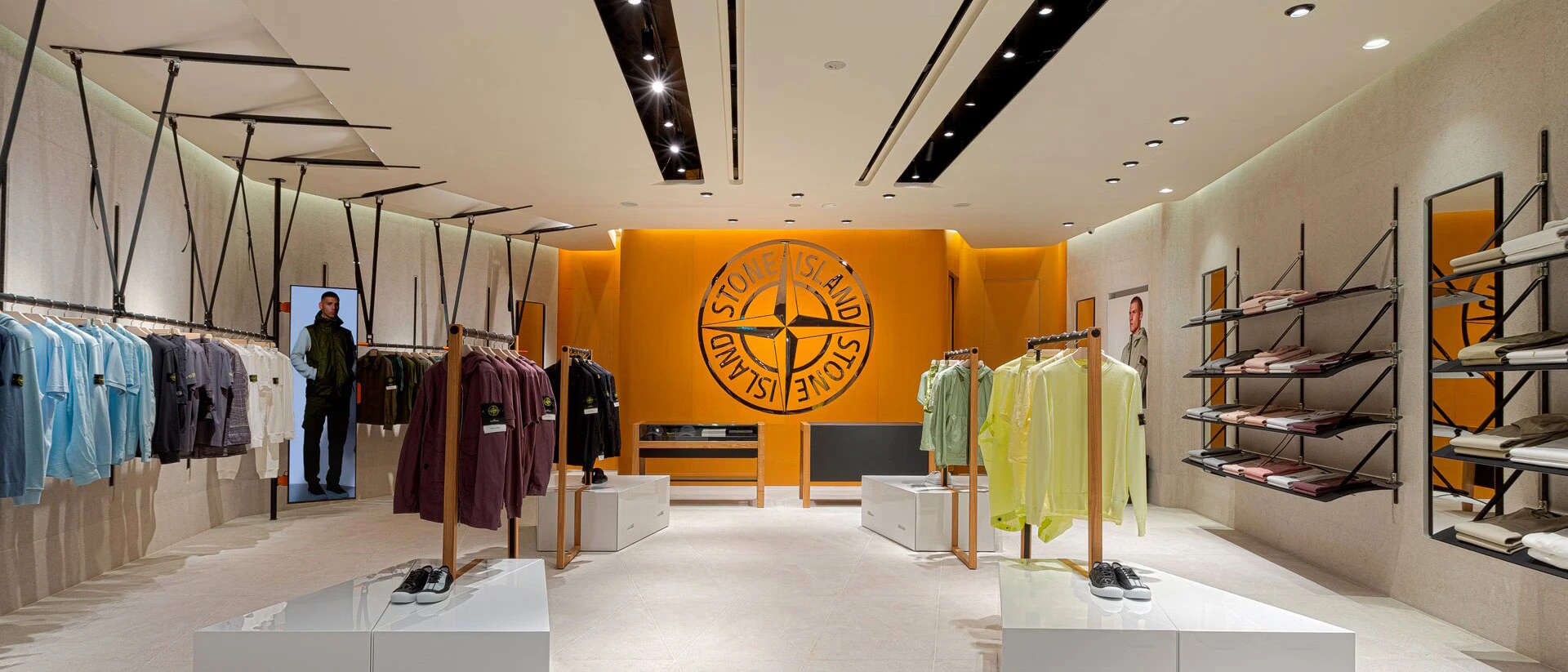Banner 1 1 - Stone Island Outlet &Ouml;sterreich
