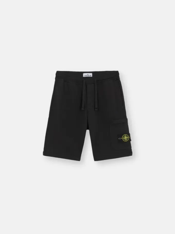 Bermudashorts in regulärer Passform mit elastischem Bund. Bermudashorts in regulärer Passform mit elastischem Bund.