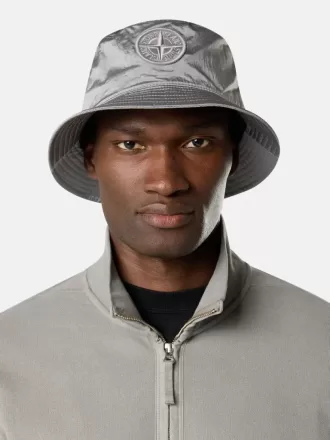 Bucket Hat mit Netzfutter und Compass-Stickerei