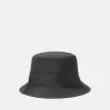 Bucket Hat mit Netzfutter und Compass-Stickerei