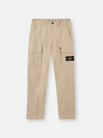 Cargohose in regulärer Passform mit Druckknopf- und Reißverschlusstaschen Cargohose in regulärer Passform mit Druckknopf- und Reißverschlusstaschen