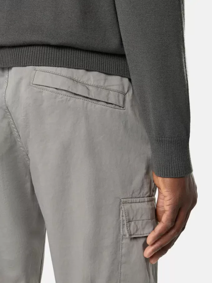 Cargohose mit normaler, konischer Passform und elastischem Bund