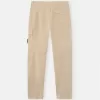 Cargohose mit normaler, konischer Passform und Reißverschlusstaschen. Cargohose mit normaler, konischer Passform und Reißverschlusstaschen.