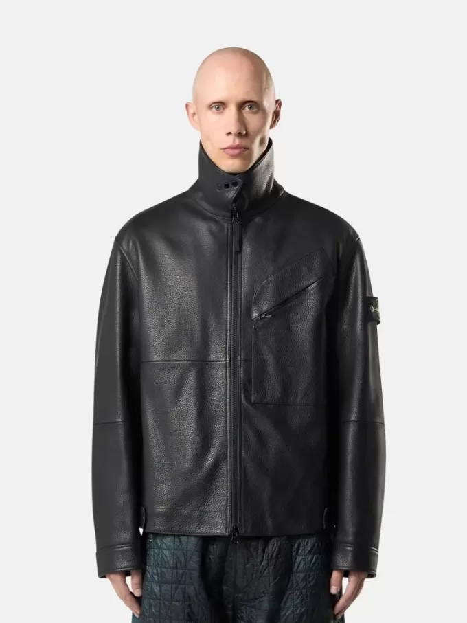 Coach-Jacke mit gepolstertem Futter und Druckknopftaschen Coach-Jacke mit gepolstertem Futter und Druckknopftaschen