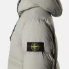 Daunenparka mit wasserabweisender Oberfläche und Druckknopftaschen Daunenparka mit wasserabweisender Oberfläche und Druckknopftaschen