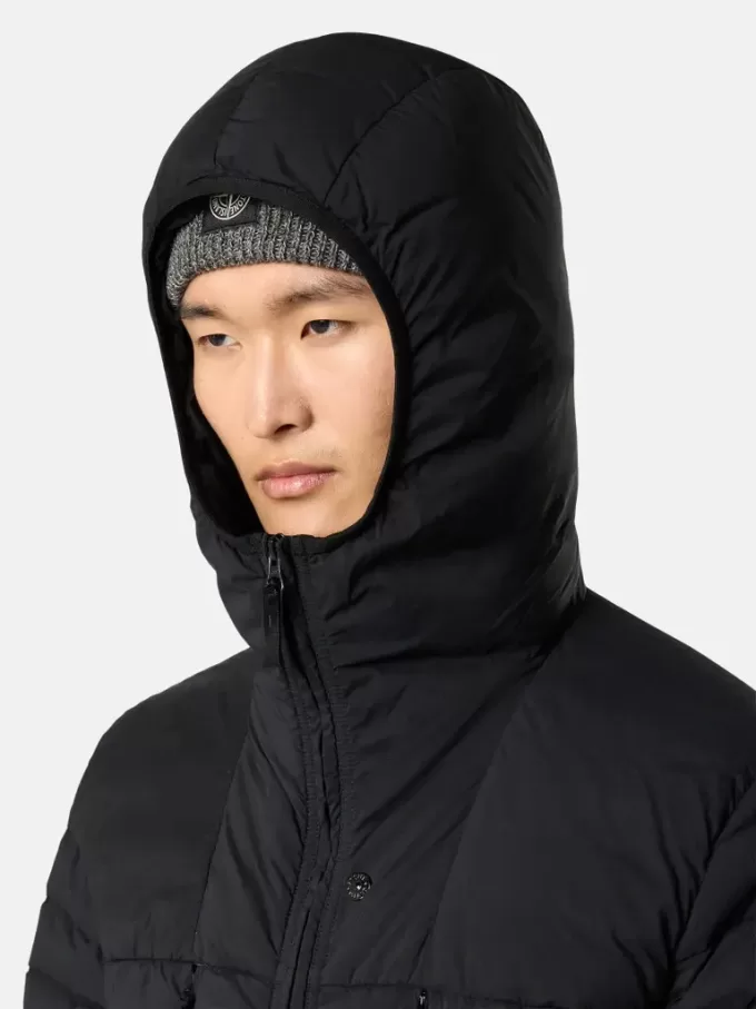 Kapuzenjacke mit nahtlosen Federtunneln und Anti-Drop-Funktion Kapuzenjacke mit nahtlosen Federtunneln und Anti-Drop-Funktion