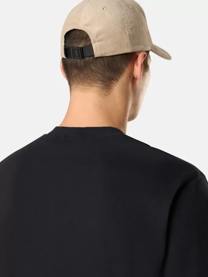 Kurzarm-T-Shirt mit Kompass-Aufnäher Kurzarm-T-Shirt mit Kompass-Aufnäher