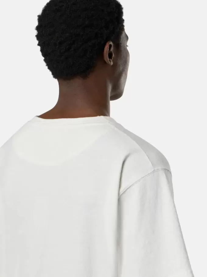 Kurzärmeliges T-Shirt in regulärer Passform mit archivinspiriertem Print Kurzärmeliges T-Shirt in regulärer Passform mit archivinspiriertem Print