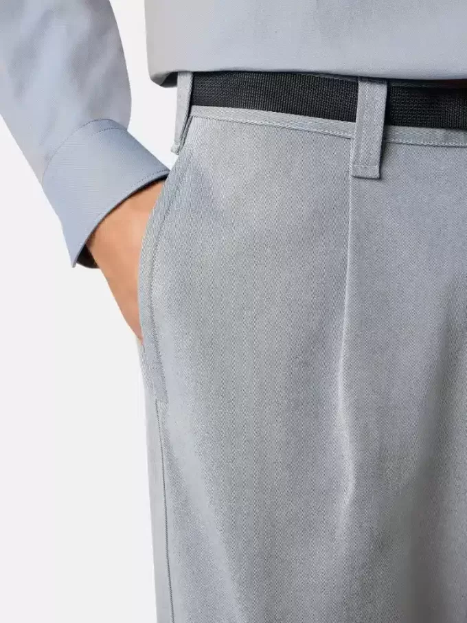Lockere Chino-Hose mit Nylon-Gürtel