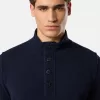 Pullover mit halbem Reißverschluss und Filzbesatz Pullover mit halbem Reißverschluss und Filzbesatz