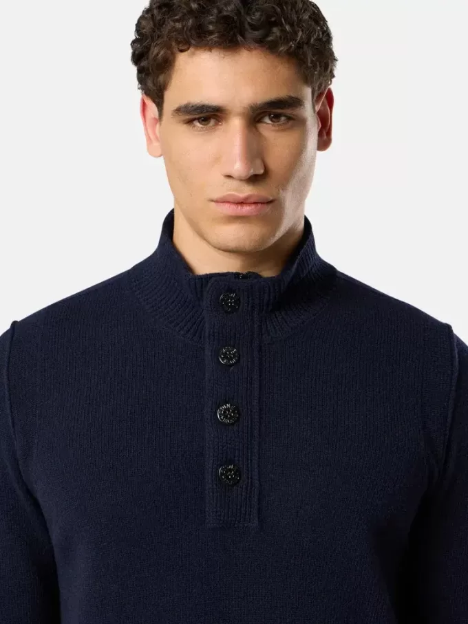 Pullover mit halbem Reißverschluss und Filzbesatz Pullover mit halbem Reißverschluss und Filzbesatz