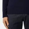 Pullover mit halbem Reißverschluss und Filzbesatz Pullover mit halbem Reißverschluss und Filzbesatz