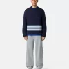 Pullover mit Rundhalsausschnitt, Brusttasche und Aufdruck Pullover mit Rundhalsausschnitt, Brusttasche und Aufdruck
