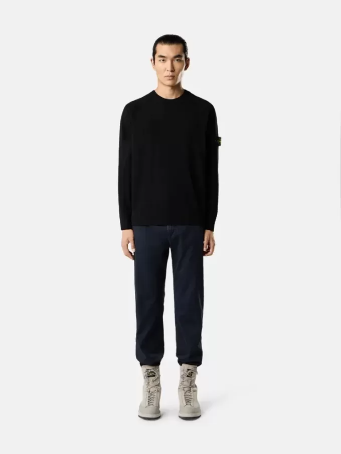 Pullover mit Rundhalsausschnitt, Raglanärmeln und gerippten Bündchen Pullover mit Rundhalsausschnitt, Raglanärmeln und gerippten Bündchen