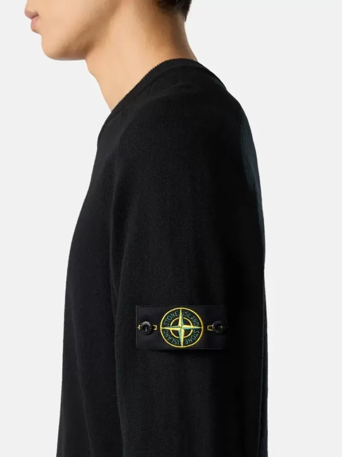 Pullover mit Rundhalsausschnitt, Raglanärmeln und gerippten Bündchen Pullover mit Rundhalsausschnitt, Raglanärmeln und gerippten Bündchen