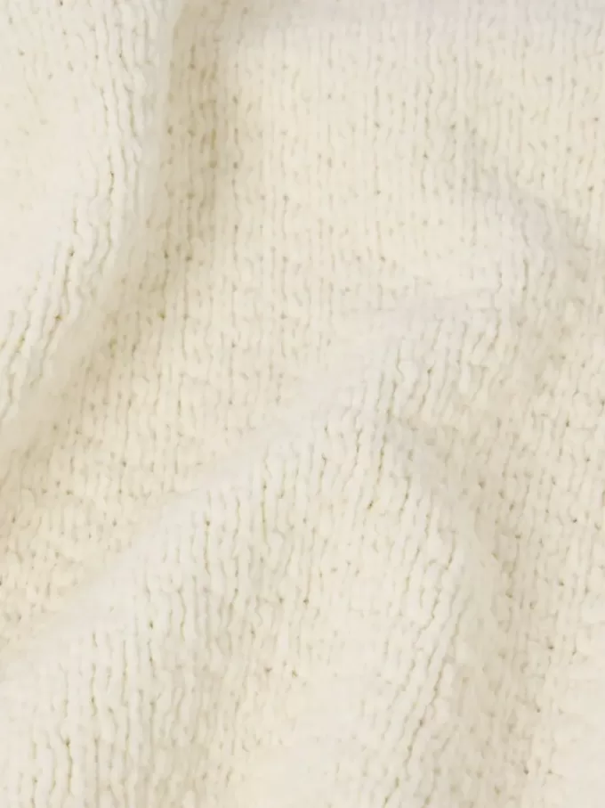 Pullover mit Stehkragen und Ziernähten