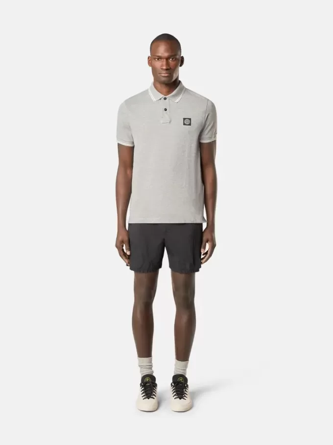 Regular-Fit-Badehose in mittlerer Länge mit Taschen Regular-Fit-Badehose in mittlerer Länge mit Taschen