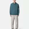 Regular-Fit-Kapuzenpullover mit Kängurutasche.