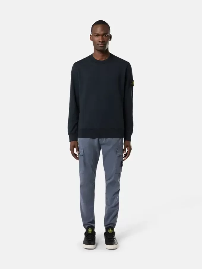 Regular-Fit-Sweatshirt mit Rundhalsausschnitt und elastischen Bündchen