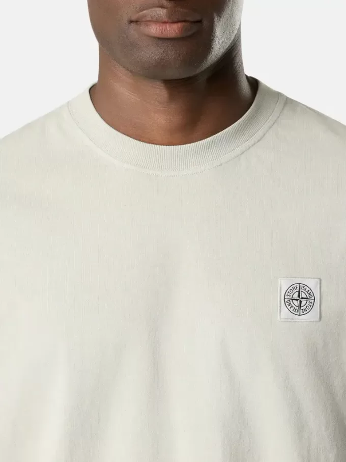 Regular-Fit-T-Shirt mit kurzen Ärmeln und Compass-Patch Regular-Fit-T-Shirt mit kurzen Ärmeln und Compass-Patch
