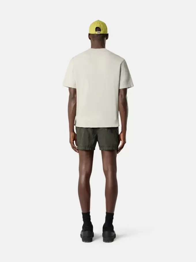 Regular-Fit-T-Shirt mit kurzen Ärmeln und Compass-Patch Regular-Fit-T-Shirt mit kurzen Ärmeln und Compass-Patch
