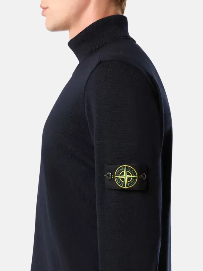 Rollkragenpullover mit gerippten Bündchen