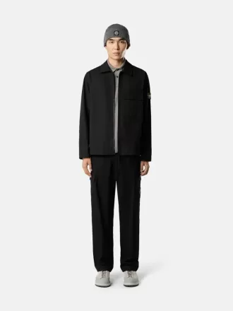 Schmal geschnittenes Kurzarm-Poloshirt mit Compass-Aufnäher Schmal geschnittenes Kurzarm-Poloshirt mit Compass-Aufnäher
