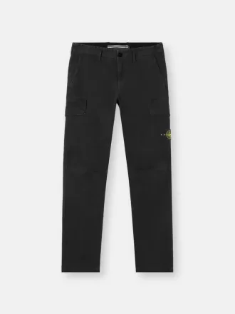 Skinny-Fit-Cargohose mit Druckknopftaschen Skinny-Fit-Cargohose mit Druckknopftaschen