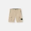 Slim-Fit-Bermudashorts mit Reißverschlusstaschen Slim-Fit-Bermudashorts mit Reißverschlusstaschen