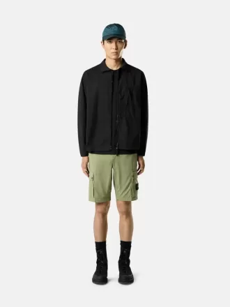 Slim-Fit-Bermudashorts mit Reißverschlusstaschen Slim-Fit-Bermudashorts mit Reißverschlusstaschen