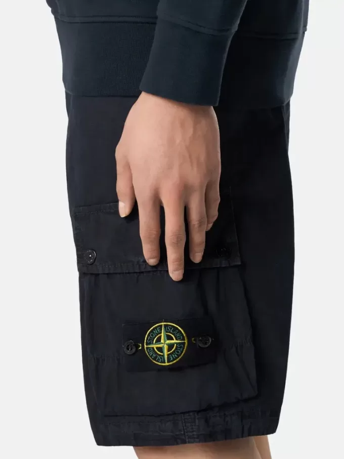 Slim-Fit-Cargo-Bermudashorts mit Reißverschlusstaschen Slim-Fit-Cargo-Bermudashorts mit Reißverschlusstaschen