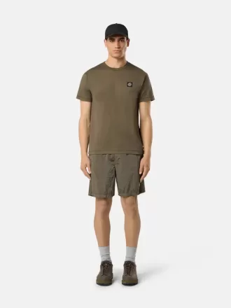 slim fit t shirt mit kurzen rmeln und kompass aufnher 2 16 330x440 - Slim-Fit-T-Shirt mit kurzen &Auml;rmeln und Kompass-Aufn&auml;her