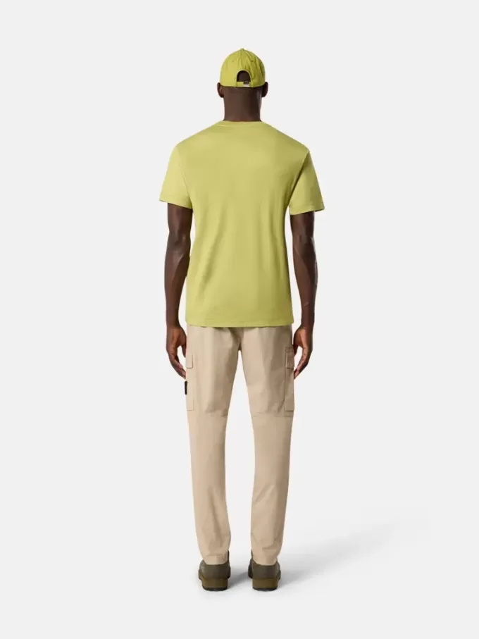 Slim-Fit-T-Shirt mit kurzen Ärmeln und Kompass-Aufnäher Slim-Fit-T-Shirt mit kurzen Ärmeln und Kompass-Aufnäher