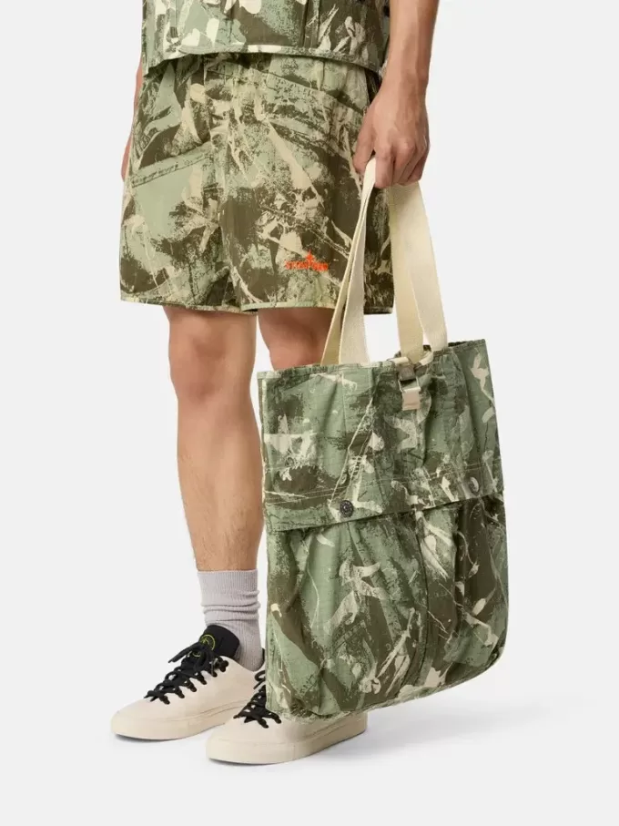 Tragetasche mit Taschen und Logo Tragetasche mit Taschen und Logo