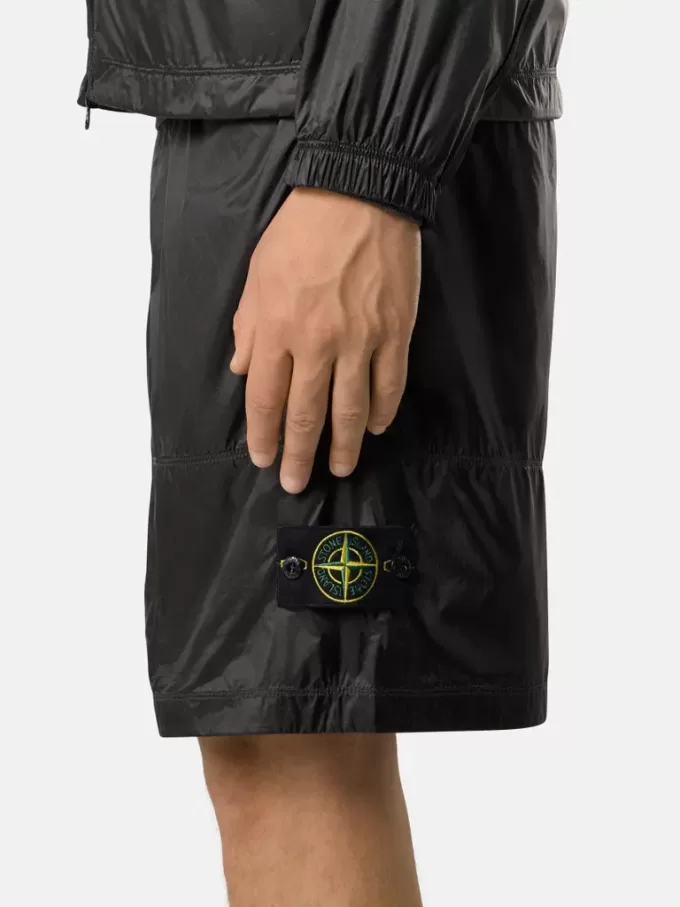 Weite Bermudashorts mit elastischem Bund Weite Bermudashorts mit elastischem Bund